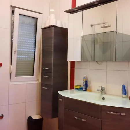 Vujica Апартаменти *